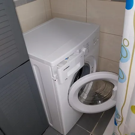Apartment Near The Larnaca